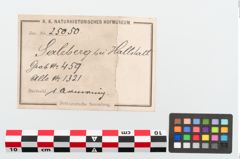 Etiketten zu Bronzeknotenarmreif (NHMW-PRAE-025050)